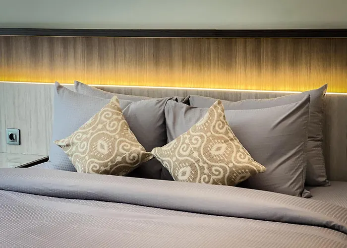 Walk To Cafes & Modern Nova 3 Holiday home Canggu (Bali)